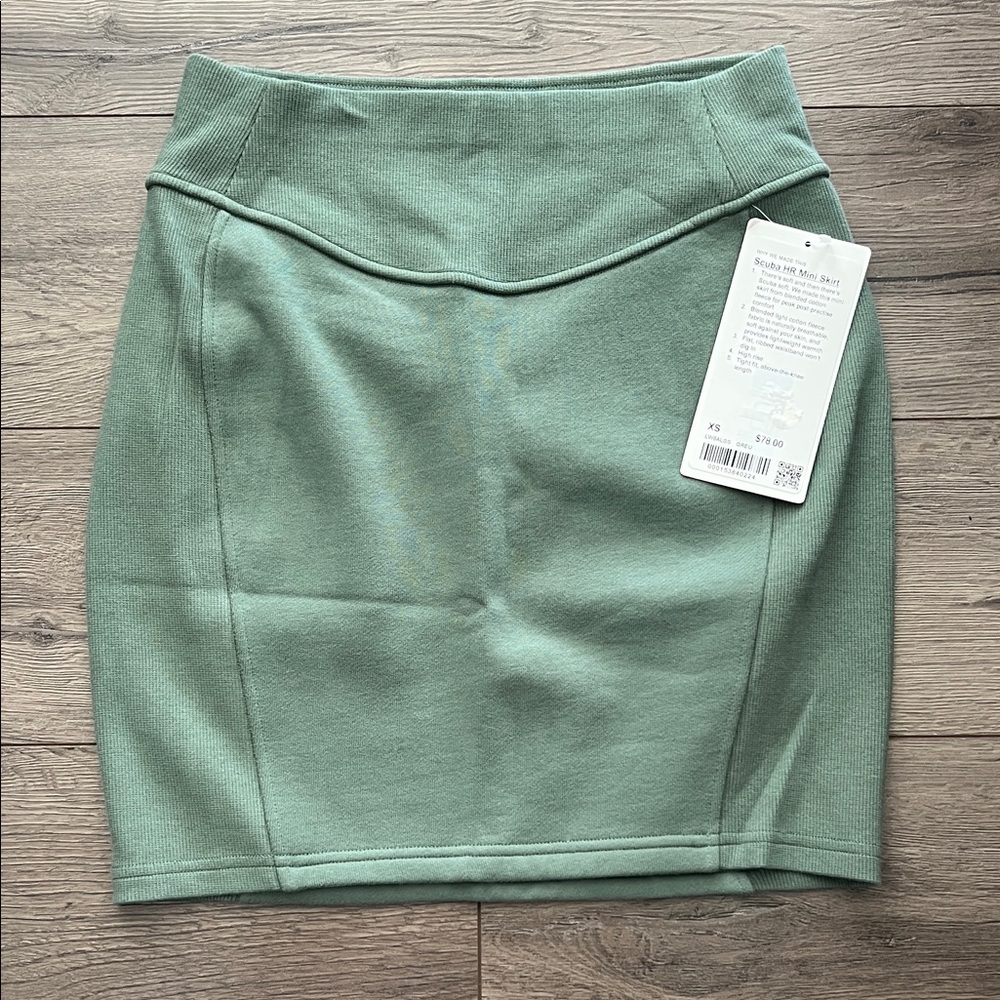 NEW Lululemon Sage Green Scuba HR Mini Skirt